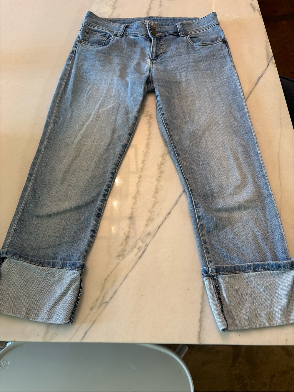 Kut from the Kloth Straight Mid Rise Cropped Roll-Cuff Light Wash Jeans Sz 8
